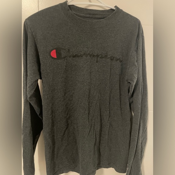 Champion long sleeve size medium - Picture 1 of 2